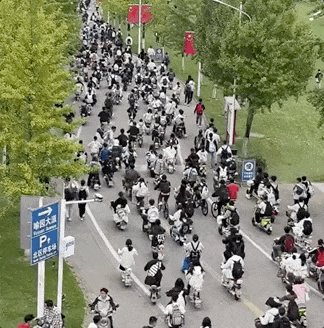 捕魚機:省油省钱的小电驴,正在掏空中女钱包